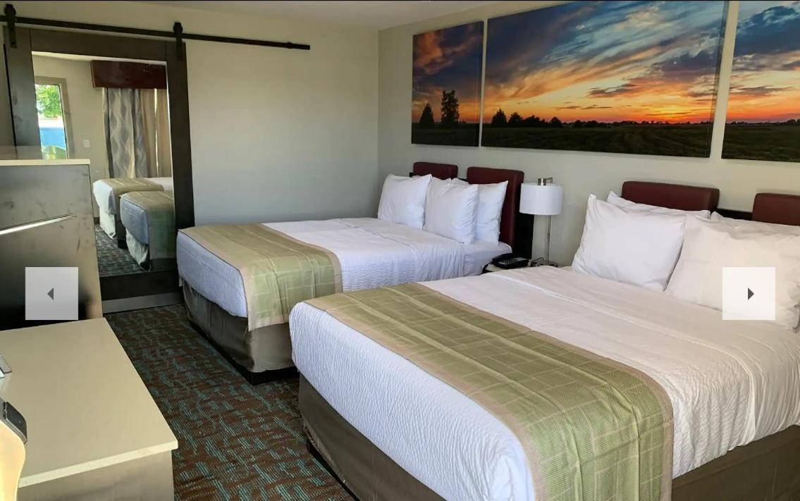 Days Inn By Wyndham Bellville Mansfield Esterno foto