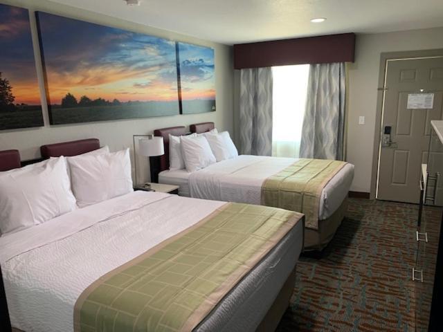 Days Inn By Wyndham Bellville Mansfield Esterno foto